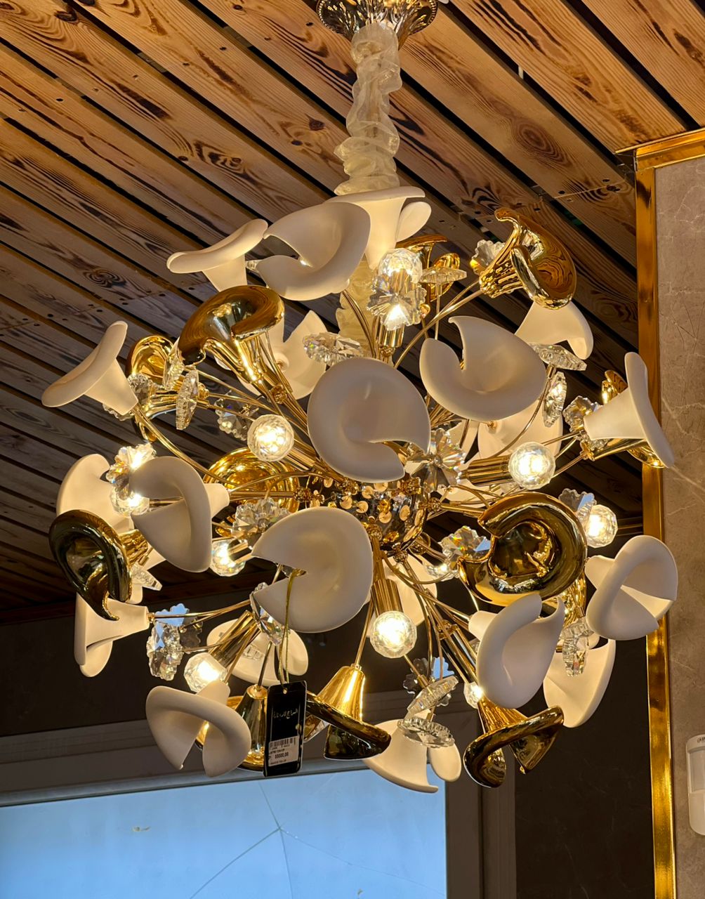 LUSTRE 7224-9P
