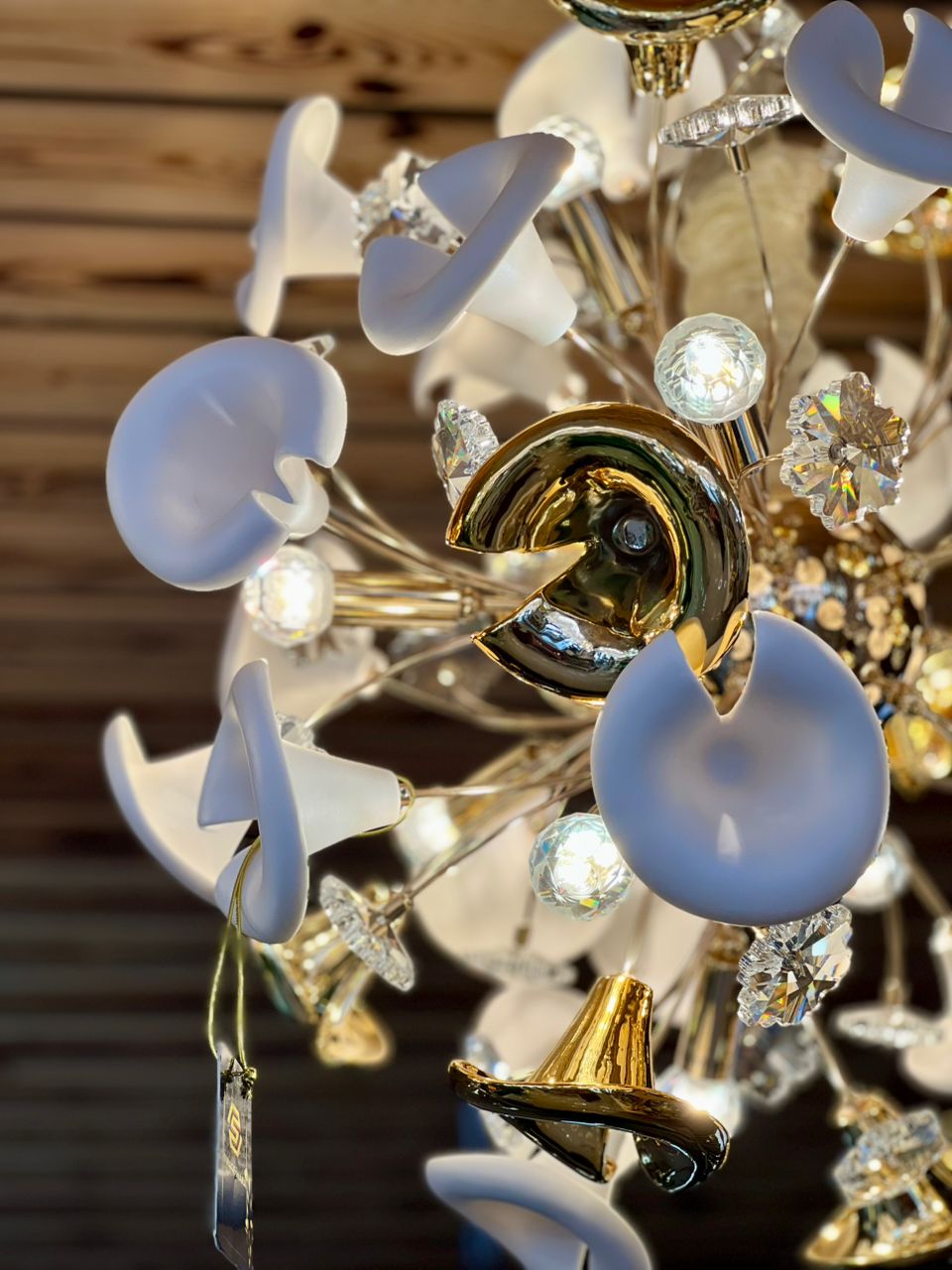 LUSTRE 7224-9P